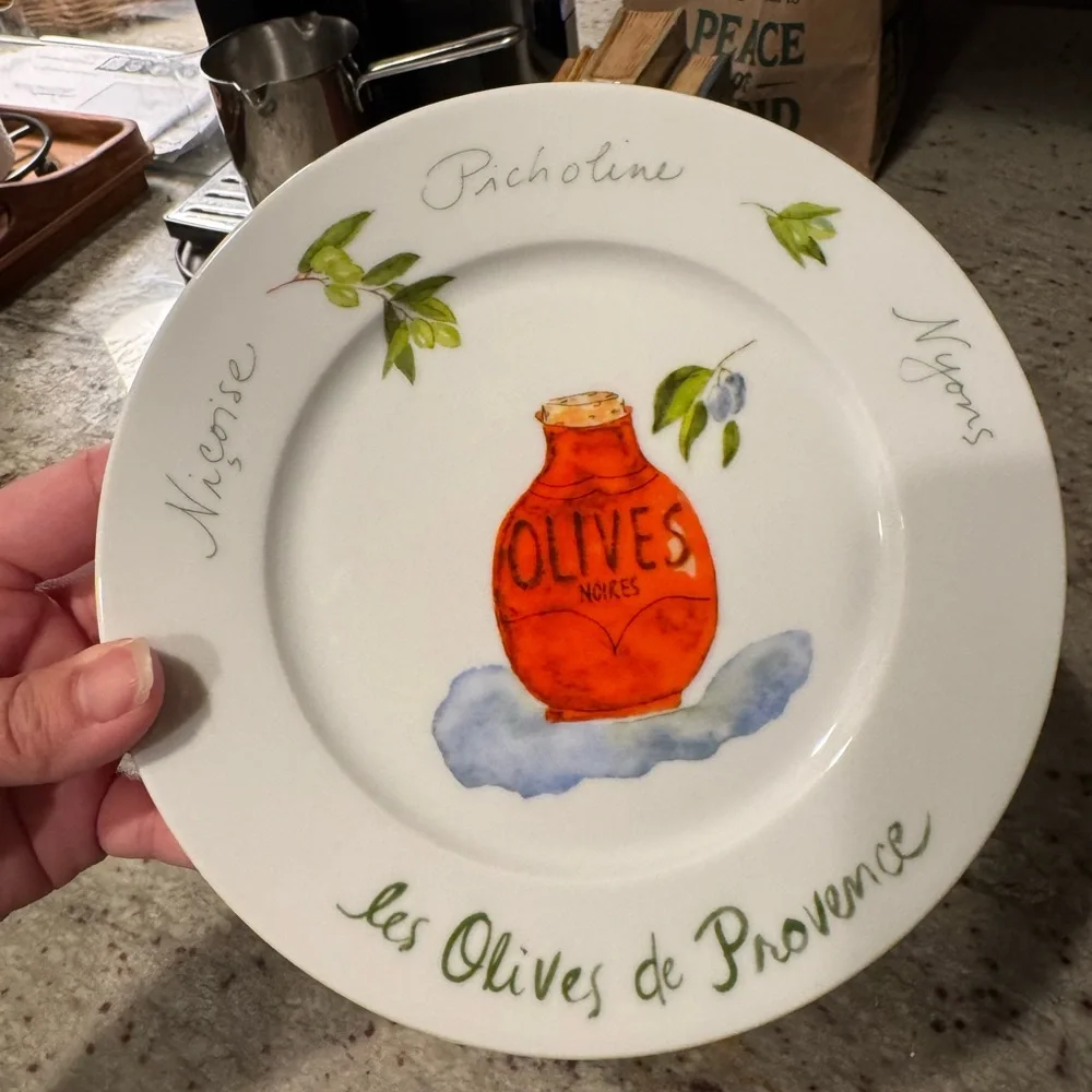 Crate&Barrel “Les Olives de Provence ” Appetizer Plate set